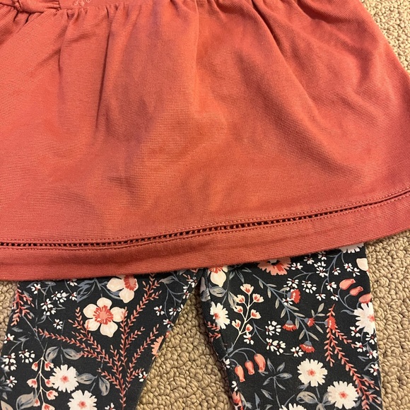 Baby girl outfit size 6-9 months - Picture 7 of 7